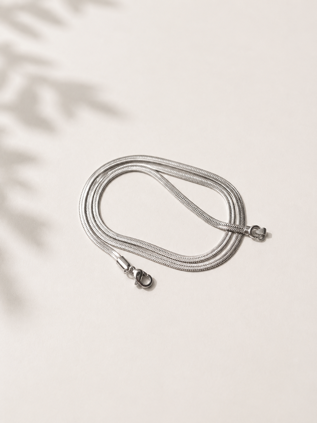 sleek SNAKE chain